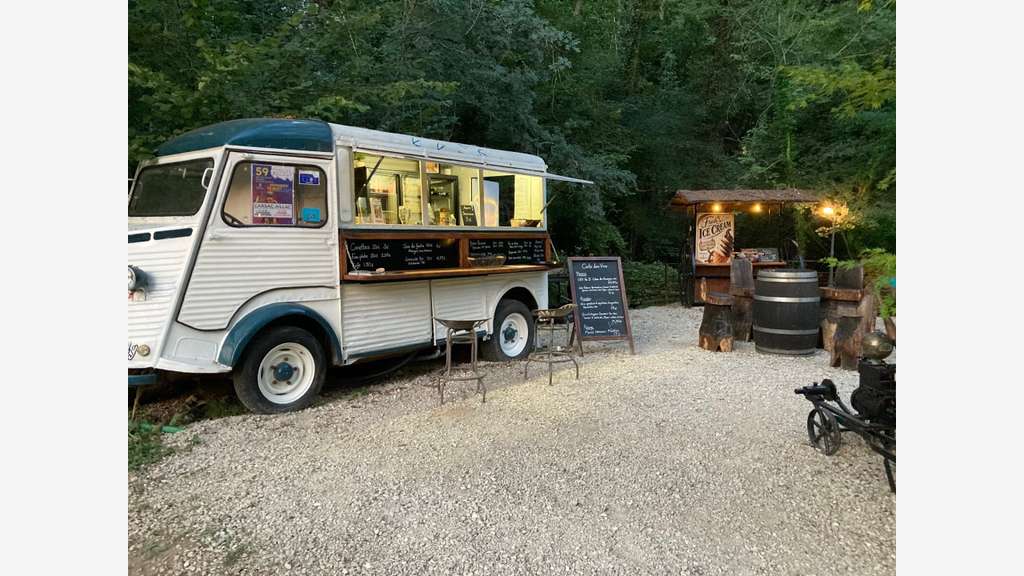Vente murs et fonds pizzeria proche de Sarlat