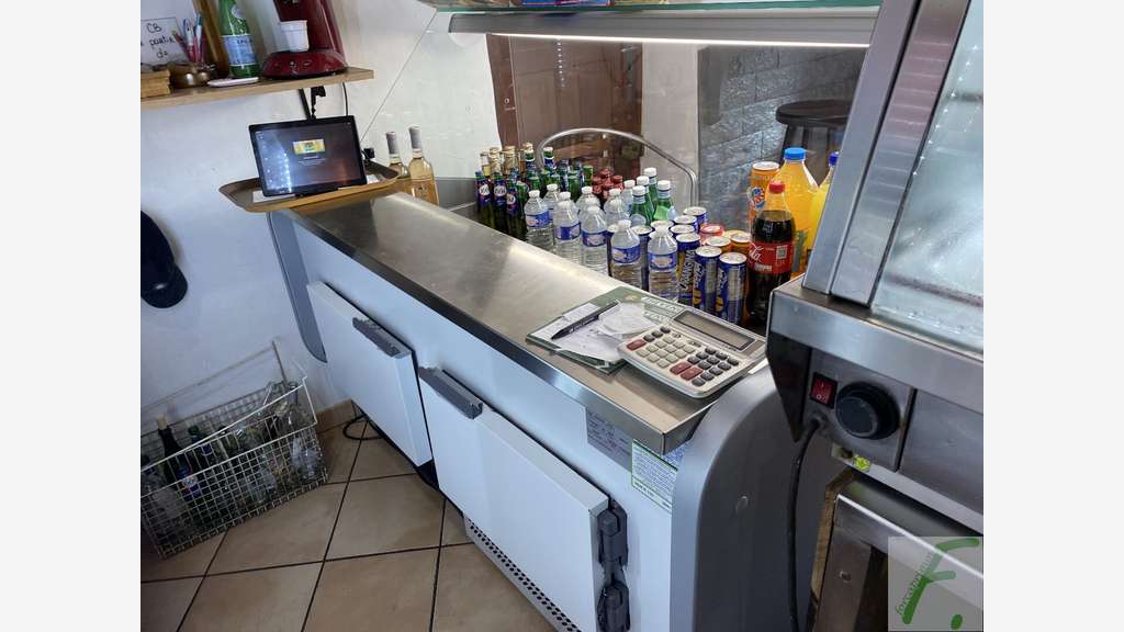 A vendre belle pizzeria à Chambéry centre-ville