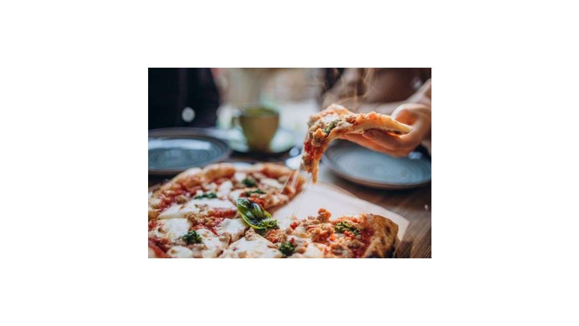 Cède pizzeria + distributeur prox de La Rochelle