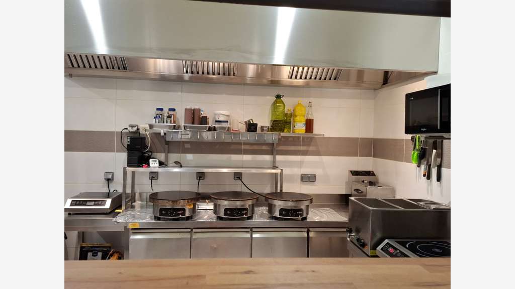 AV crêperie idéale couple reconversion Châteaulin