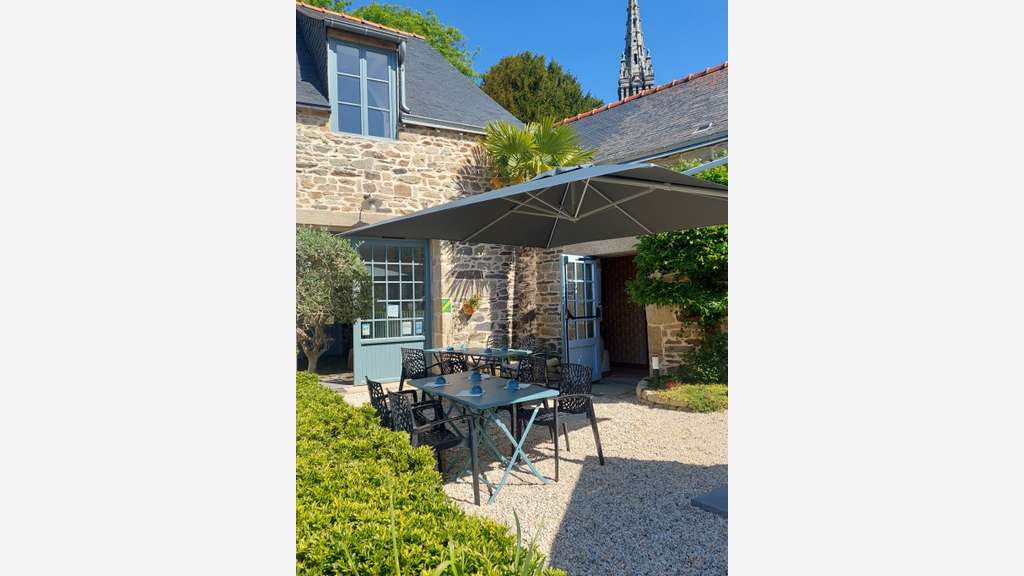 AV crêperie idéale couple reconversion Châteaulin