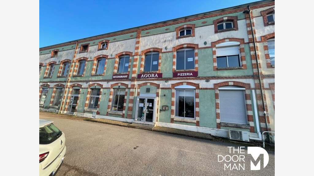 Vente pizzeria 210m² à Chaumont empl stratégique