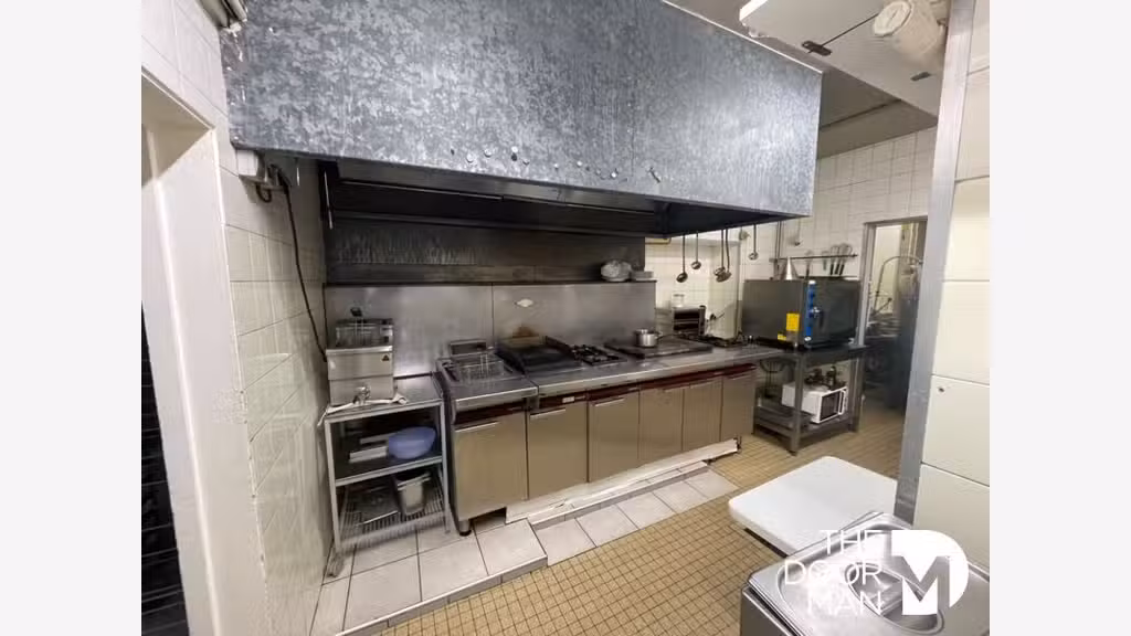 Vente pizzeria 210m² à Chaumont empl stratégique