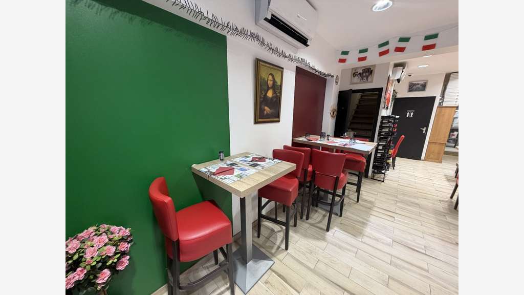RESTAURANT PIZZERIA MUR ET FONDS