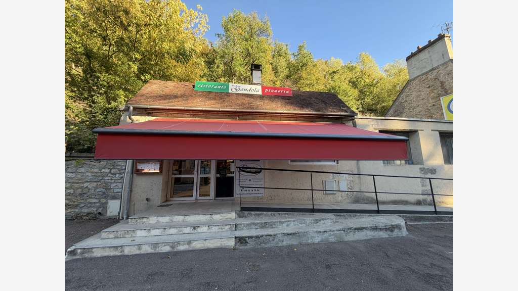 RESTAURANT PIZZERIA MUR ET FONDS