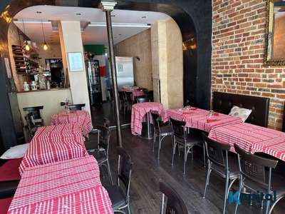 A vendre restaurant avec extraction à Paris 75018