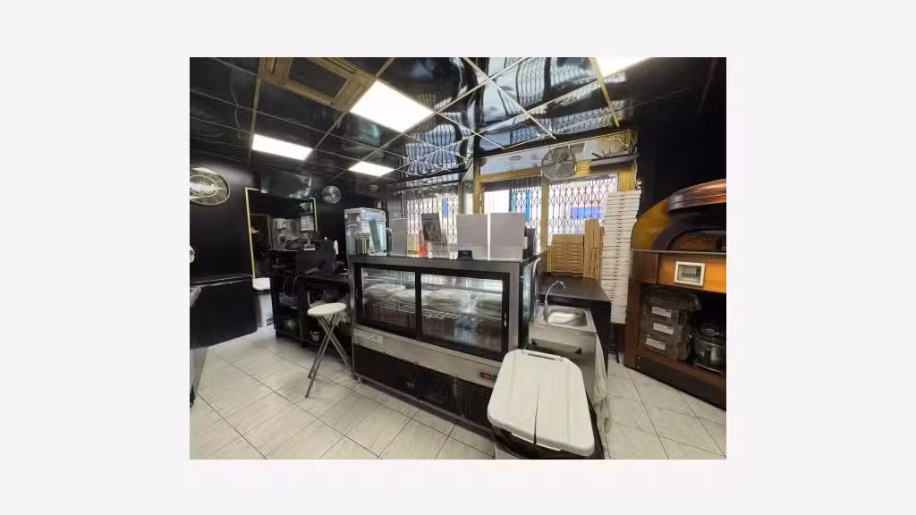 Vente pizzeria station balnéaire réputée 66