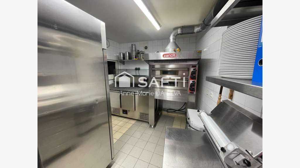 Vente pizzeria artisanale de 65m² à Saint Savin