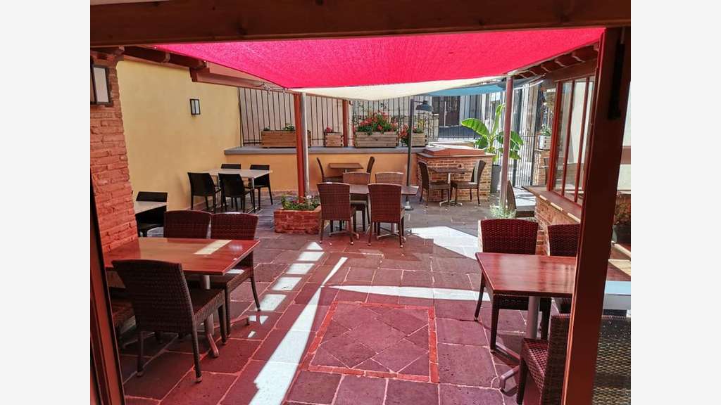 A vendre crêperie en centre-ville de Thiers