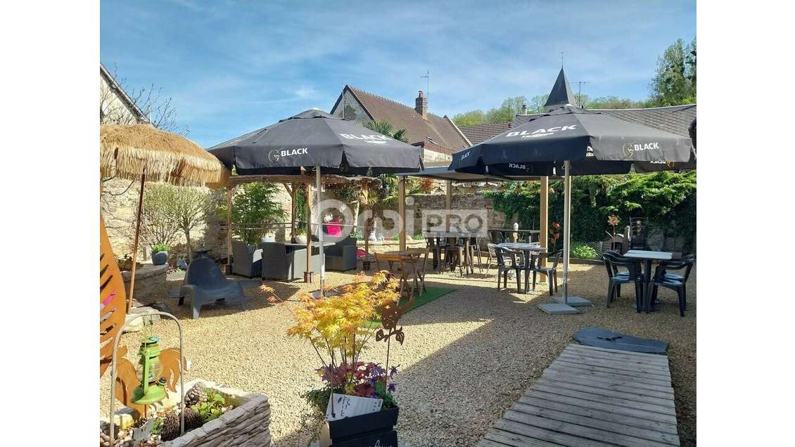 Bar pizzeria à vendre en excellent état à Veslud