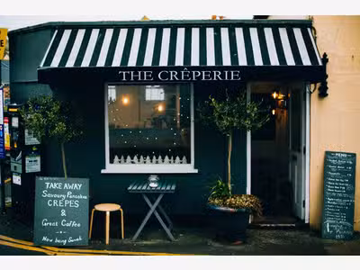 Vente crêperie saladerie bien placée 5/7 jours 78