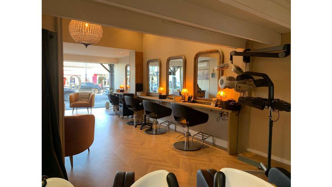 Vente salon de coiffure clé en main à Bordeaux