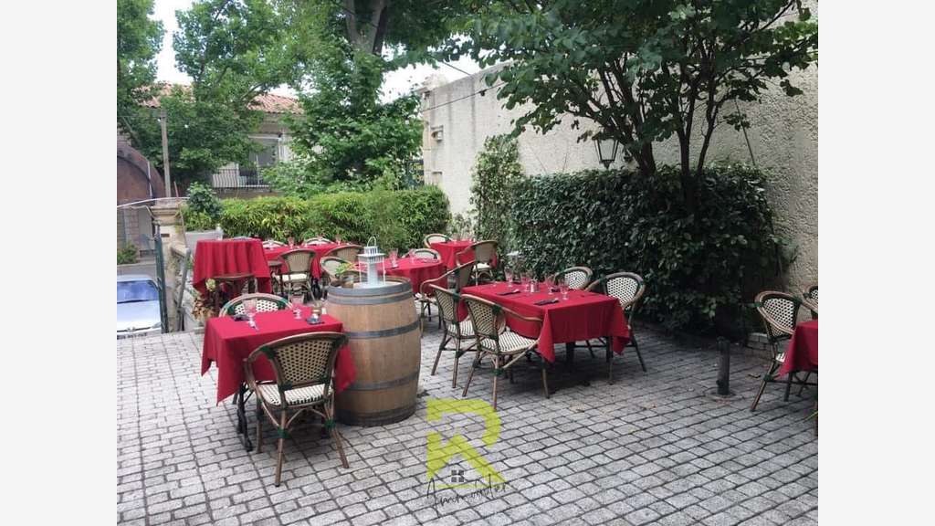 A vendre bar restaurant clé en main sur Ginestas