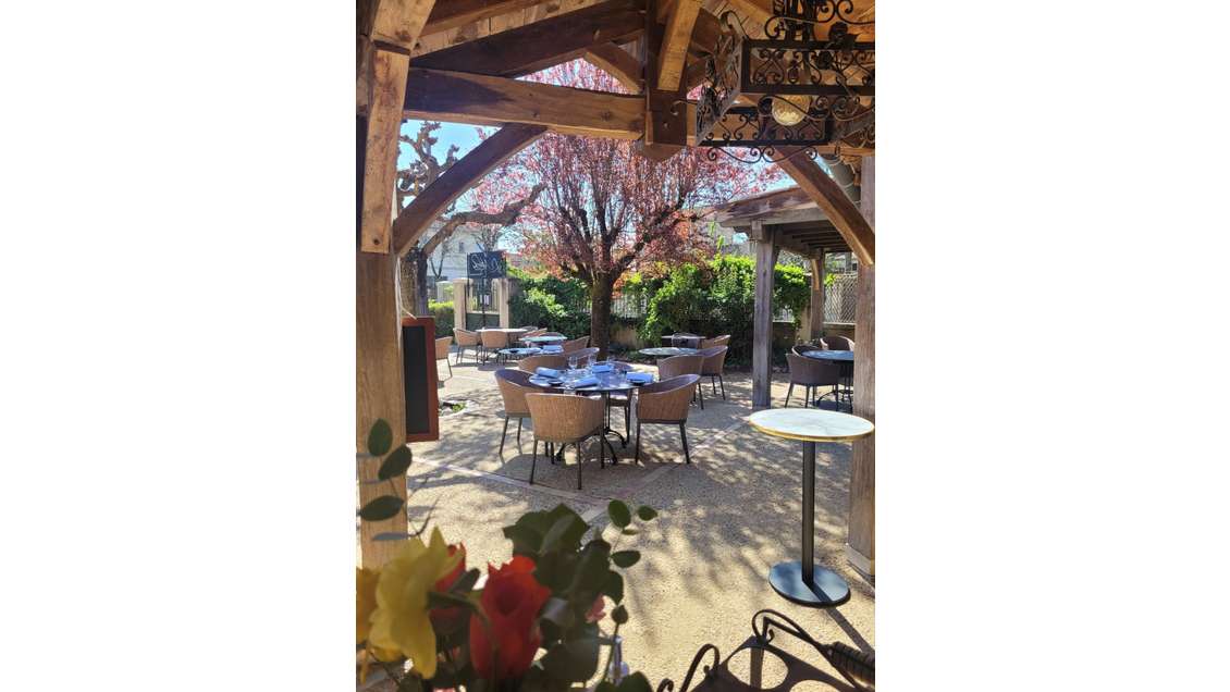 Vente restaurant réputé de 70 couverts à Issigeac