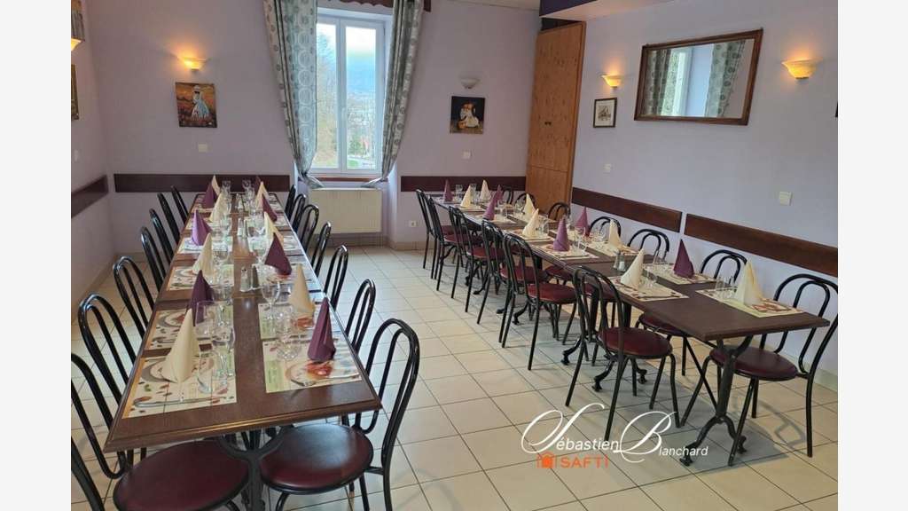 Vente Bistrot Gourmand au coeur de Lancrans