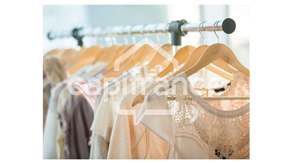 Vente FDC prêt-à-porter haut de gamme à Lyon 69001