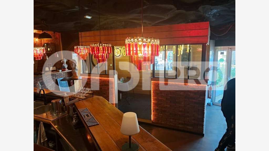 Vente pizzeria idéalement située à Montluçon