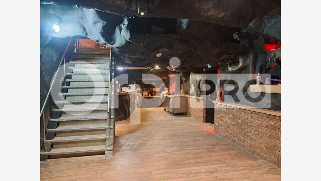 Vente pizzeria idéalement située à Montluçon