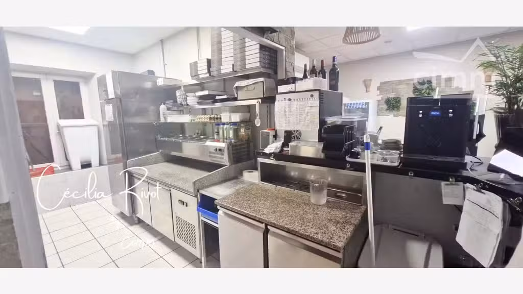 A vendre FDC pizzeria bonne visibilité à Oloron