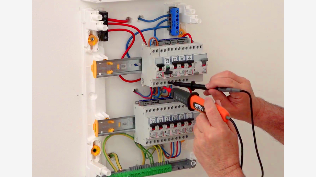 A vendre entreprise d'électricité dept 86 / 79