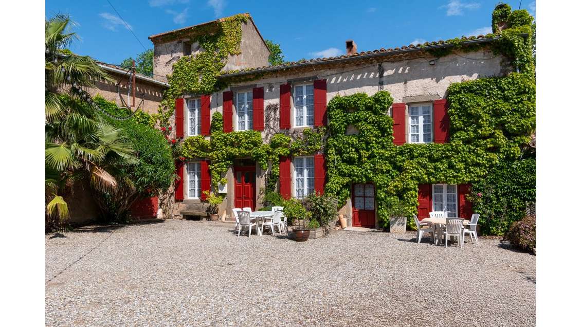 A vendre domaine agro-touristique à Douzens