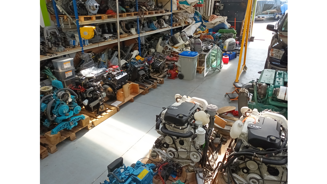 Vente FDC négoce de pièces de bateaux Haute Savoie