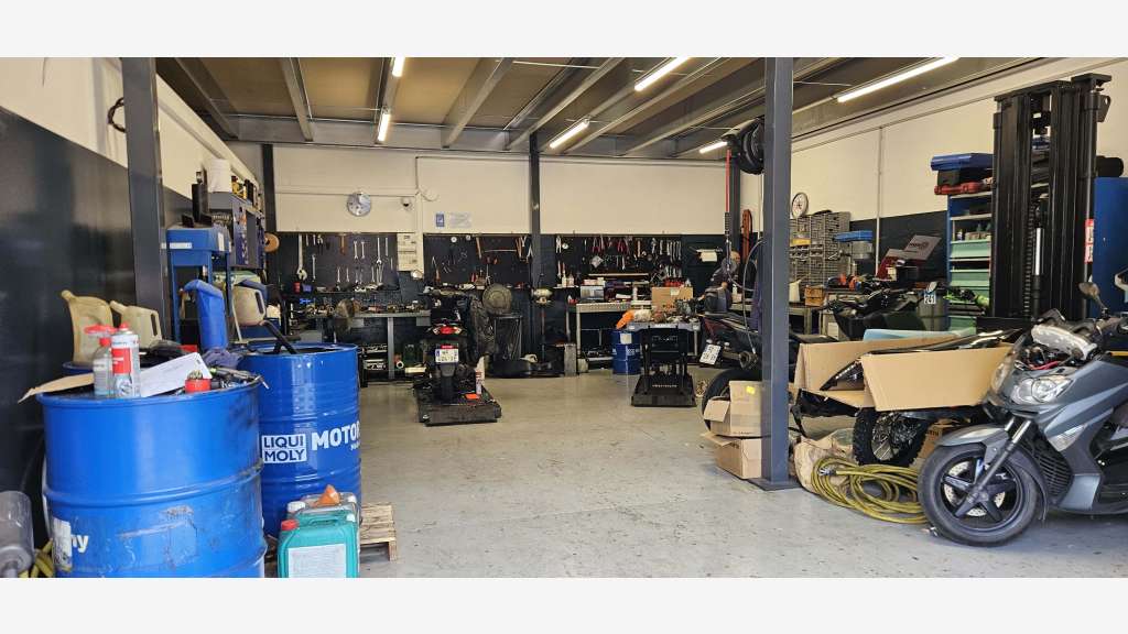 Vente garage motos scooters & quads – 95