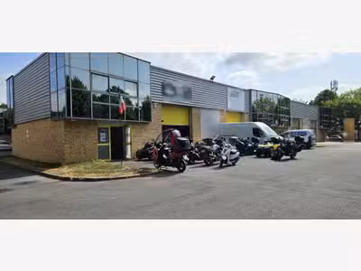 Vente garage motos scooters & quads – 95