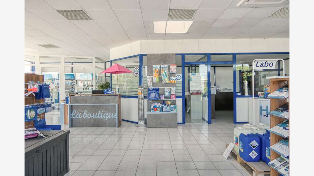 Concession piscines Desjoyaux Valréas