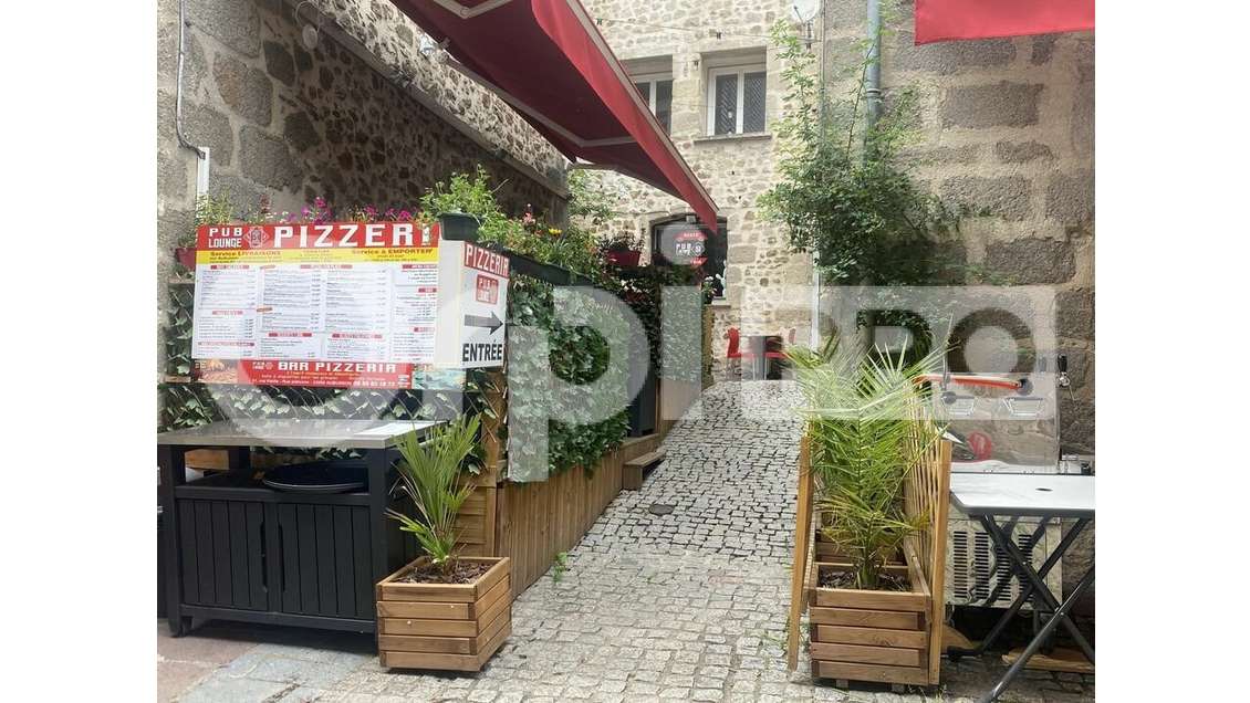 Restaurant pub pizzeria à vendre à Aubusson