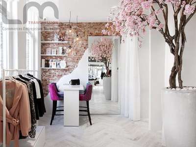 Vente Habillement - Textile à Clamart