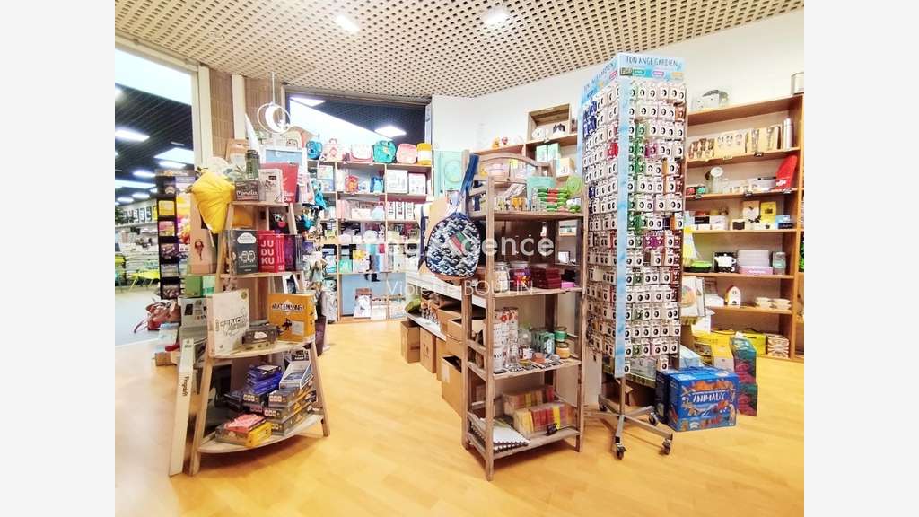 AV boutique de déco cadeaux galerie marchande 49