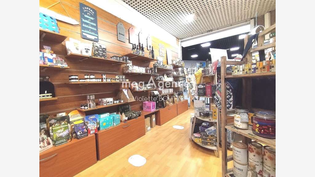 AV boutique de déco cadeaux galerie marchande 49