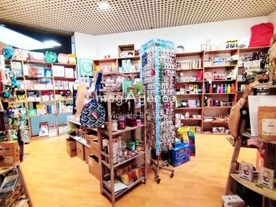 AV boutique de déco cadeaux galerie marchande 49