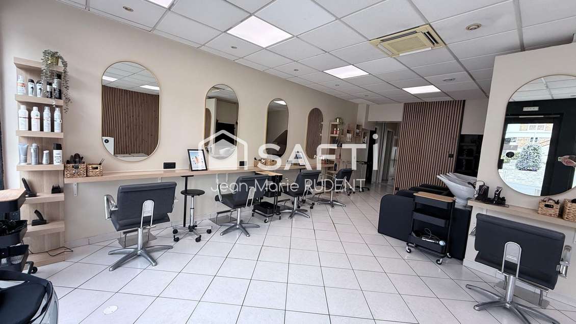 A vendre salon de coiffure à la Ville du Bois
