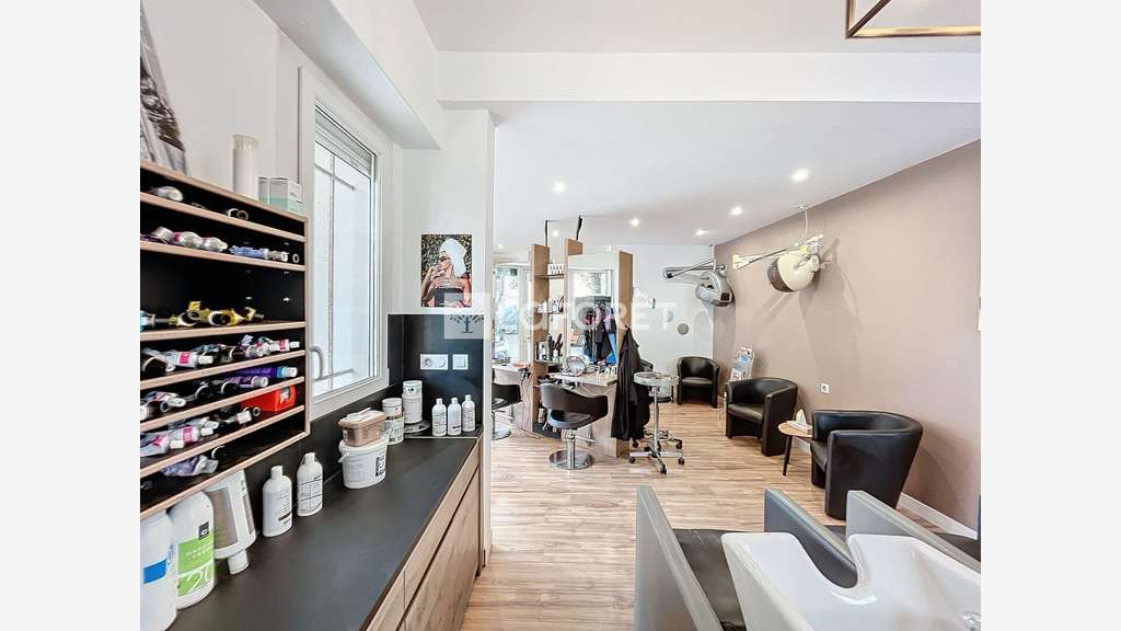 Vente salon de coiffure équipé rénové Montpellier