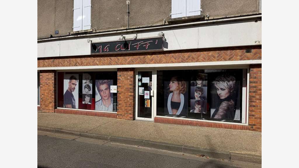 A vendre salon de coiffure à Toury empl premium