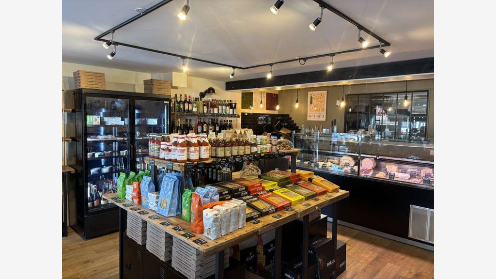 Vente épicerie fine clé en main à Rouen Est