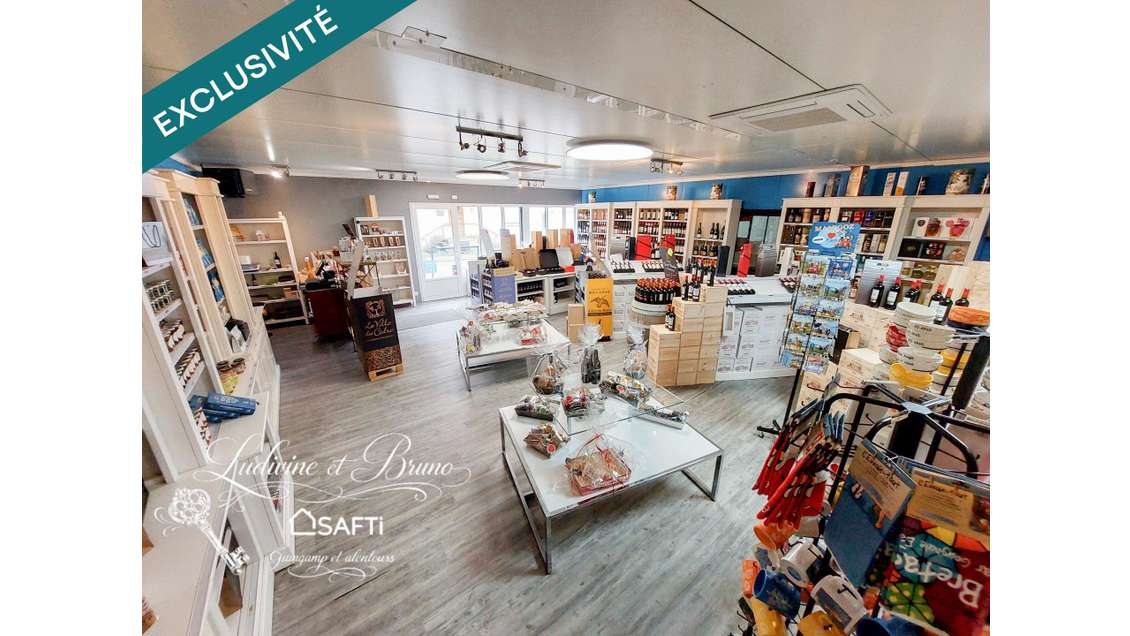 Vente crêperie de 382m² à Callac empl idéal