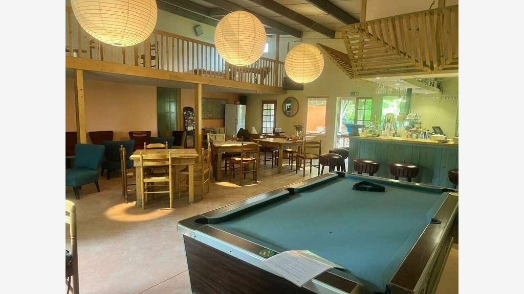 AV domaine touristique 800m² en nature Bayonne 