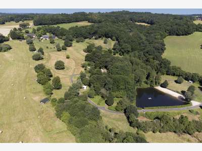 Très beau camping naturiste renommé, exceptionnel!