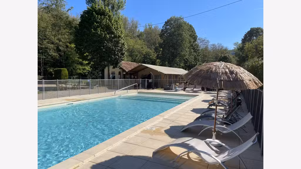 Vente Camping 3*  Murs et fonds au Tarn et Garonne
