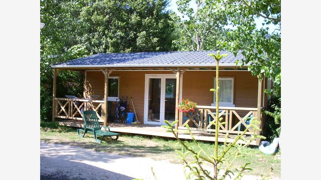 A VENDRE CAMPINGS AU COEUR DU SANCY