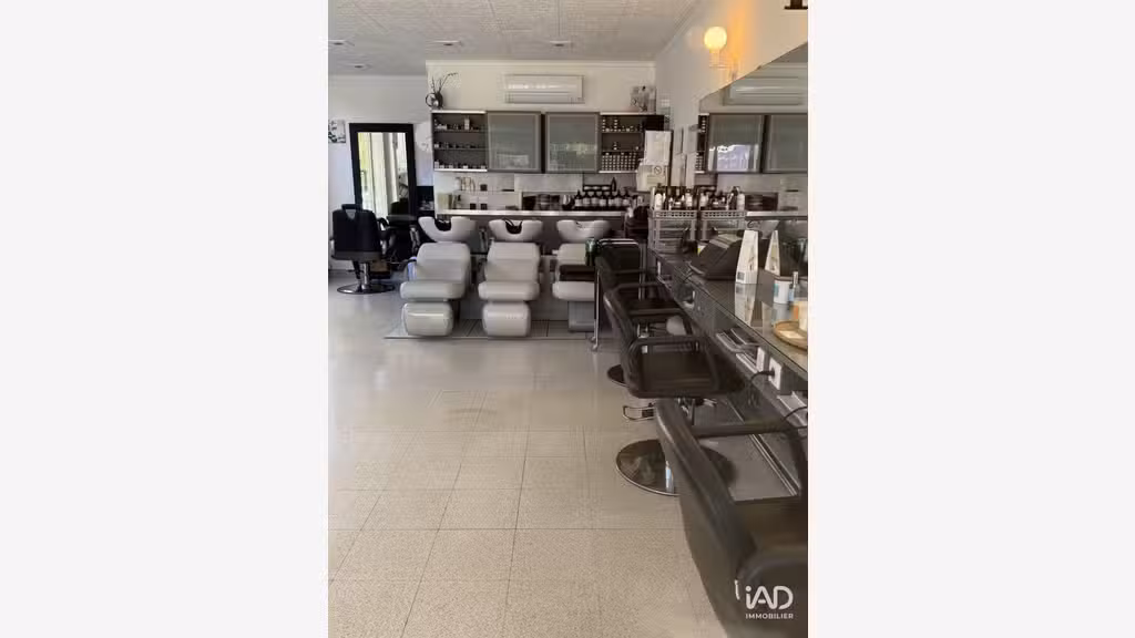 Vente salon de coiffure env recherché à Cannes