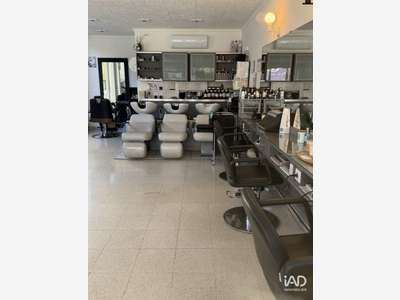 Vente salon de coiffure env recherché à Cannes