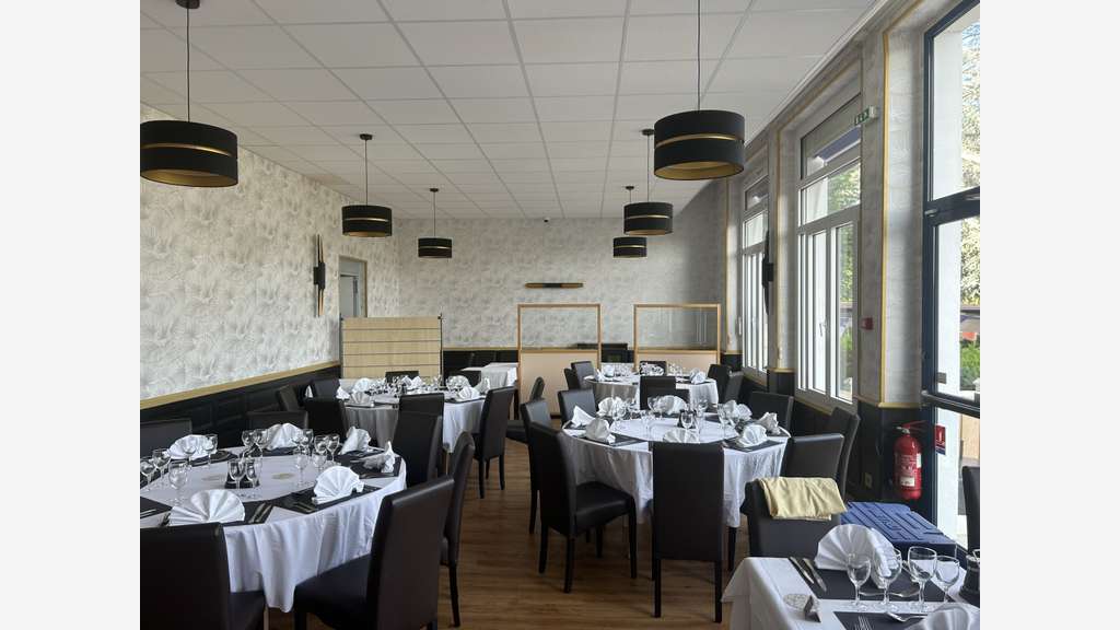 Vente hôtel 3 *** murs et fonds à Châtelguyon