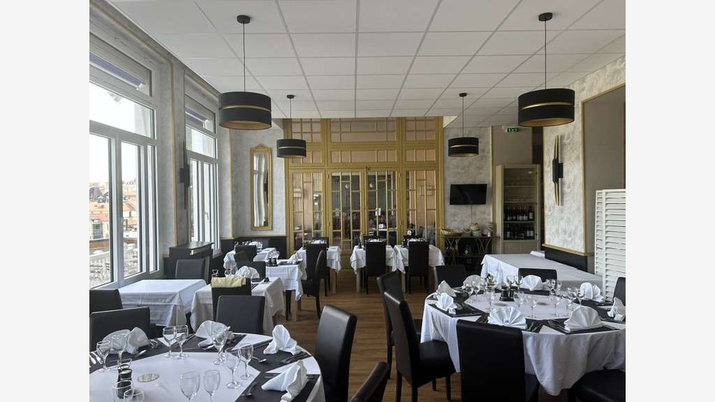 Vente hôtel 3 *** murs et fonds à Châtelguyon