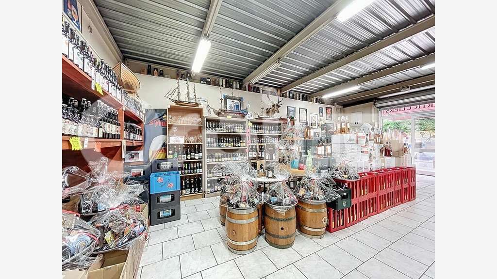 Vente FDC cave à vins et spiritueux 110m² Clermont