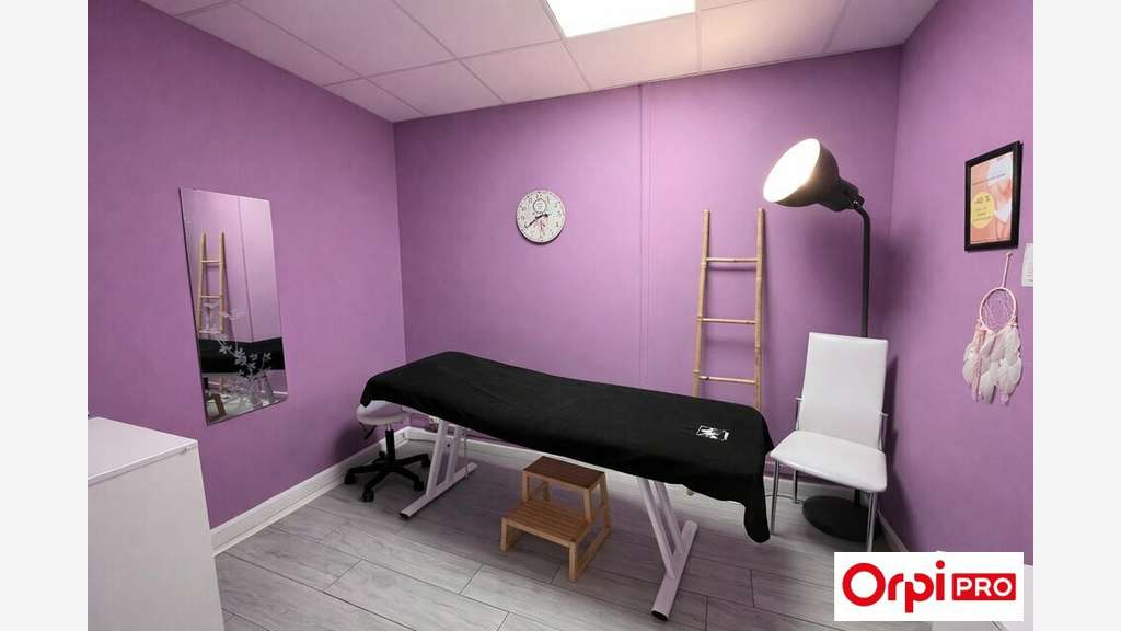 Vente institut de beauté au coeur de Cobras