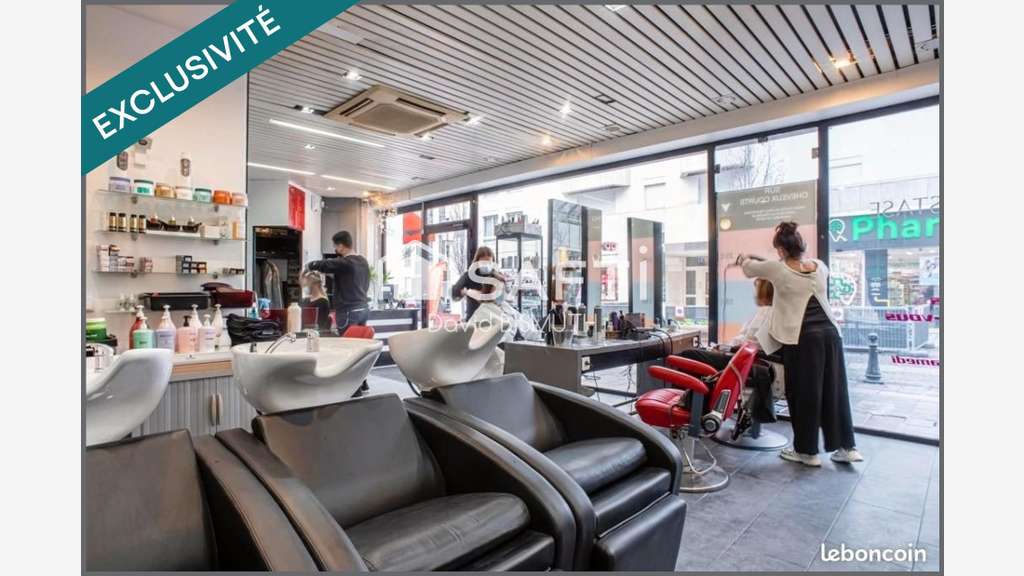 A vendre salon de coiffure à Courbevoie centre